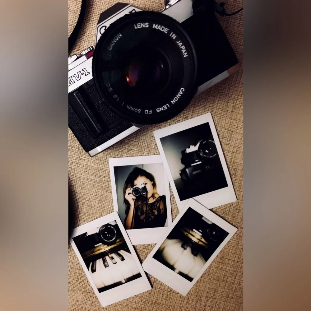 Canon AV-1